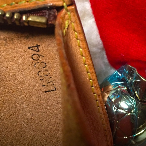 Louis Vuitton Vachetta Wristlet Pouch - Picture 6 of 10